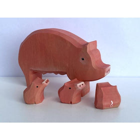 Poppy Baby Co - Hand carved Wooden Pig With Piglets
